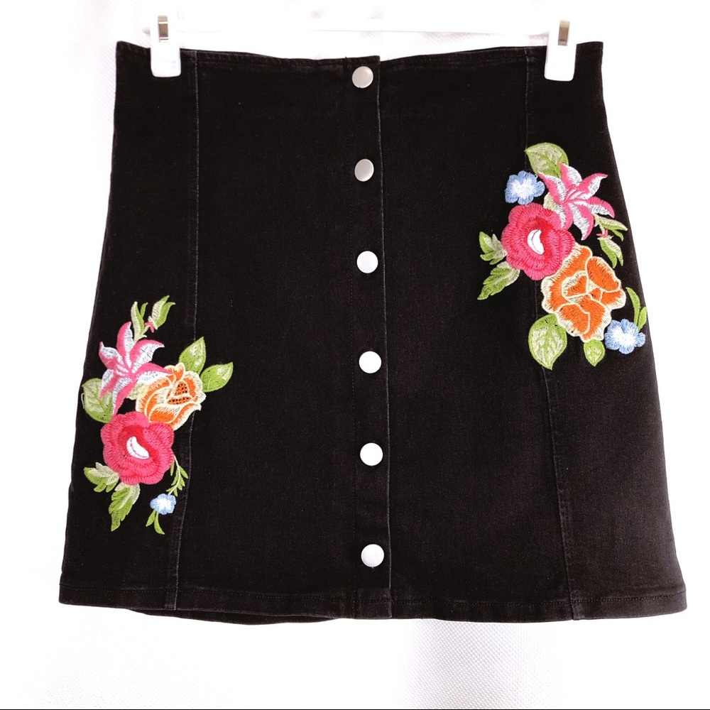 Jealous Tomato Black Denim Embroidered Mini Skirt - Picture 2 of 8
